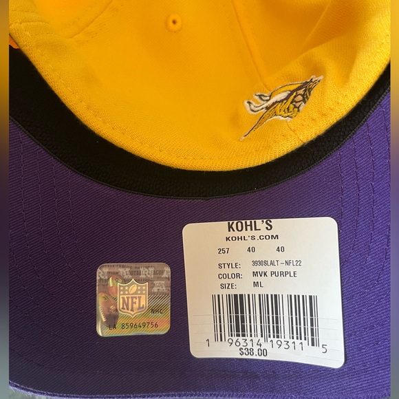 Minnesota Vikings hat - Picture 4 of 7